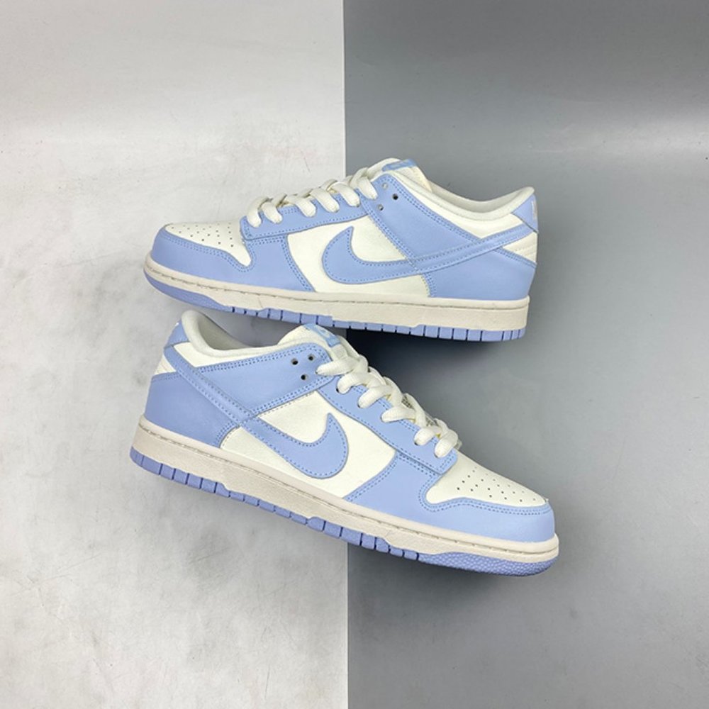 Nike SB Zoom Dunk Low Pro Beige White Light Blue Sneakers